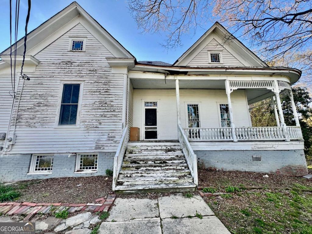 Photo of 401 Martin Street, Summerville, GA 30747 (MLS # 10714010)