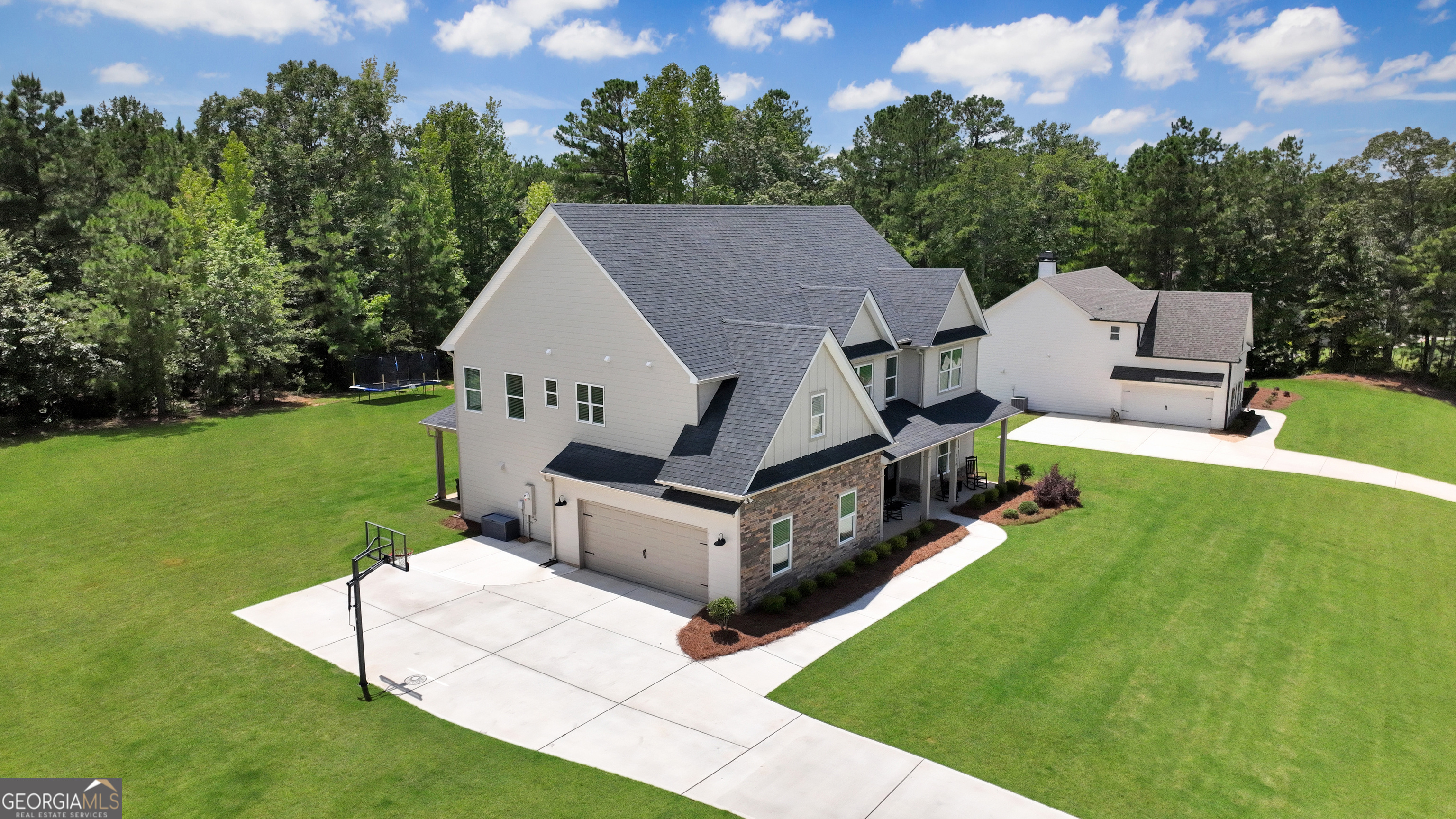 170 Austin Storey CIR