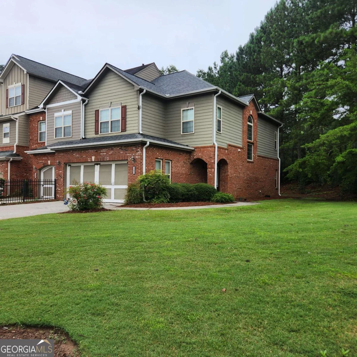 6 Trailside Way