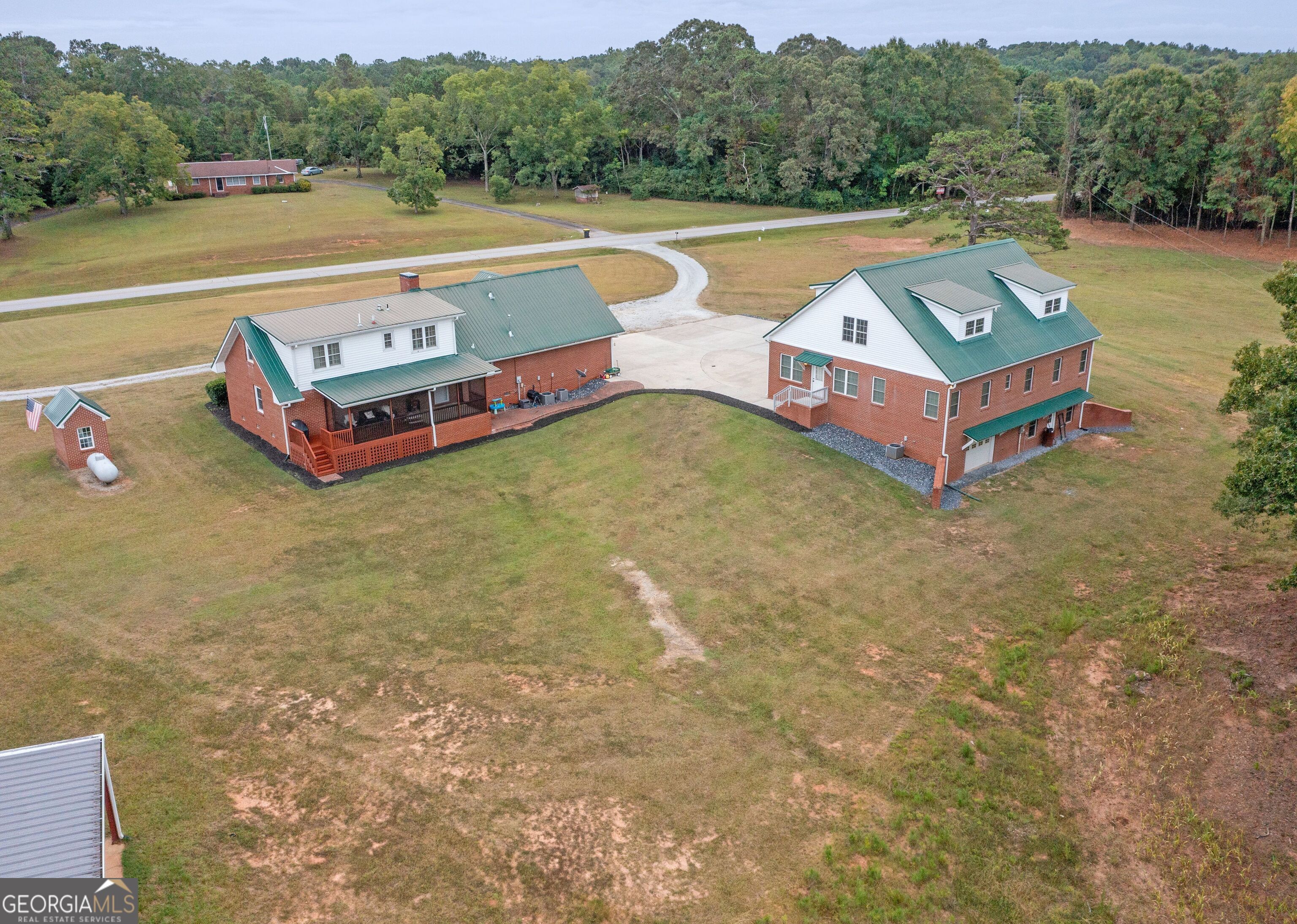 375 Luther Bailey RD