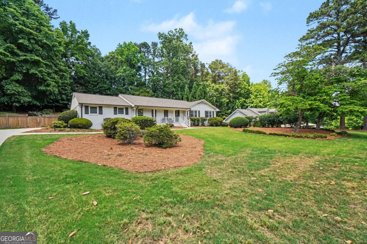 2311 Cumberland DR SE