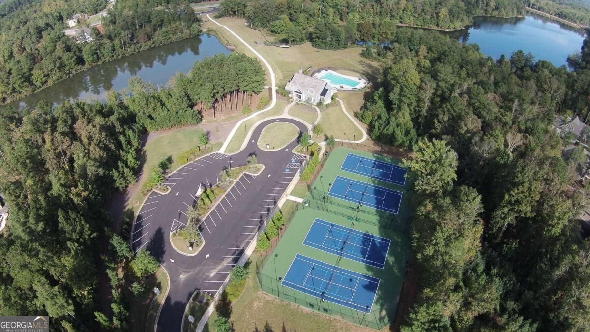 Fayetteville, Georgia 30215, United States, 3 Bedrooms Bedrooms, ,3 BathroomsBathrooms,Residential,Pending,123316