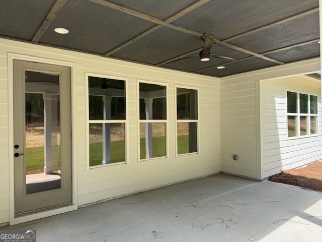 Fayetteville, Georgia 30215, United States, 3 Bedrooms Bedrooms, ,3 BathroomsBathrooms,Residential,Pending,123316