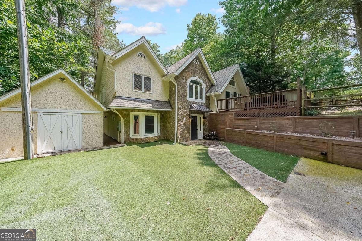 835 Timber Lake TRL