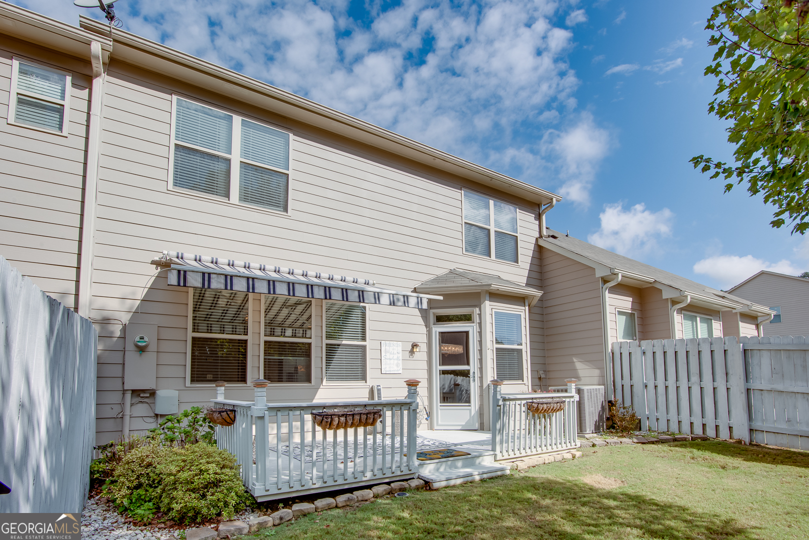 Snellville, Georgia 30078, United States, 3 Bedrooms Bedrooms, ,3 BathroomsBathrooms,Residential,Active,231216