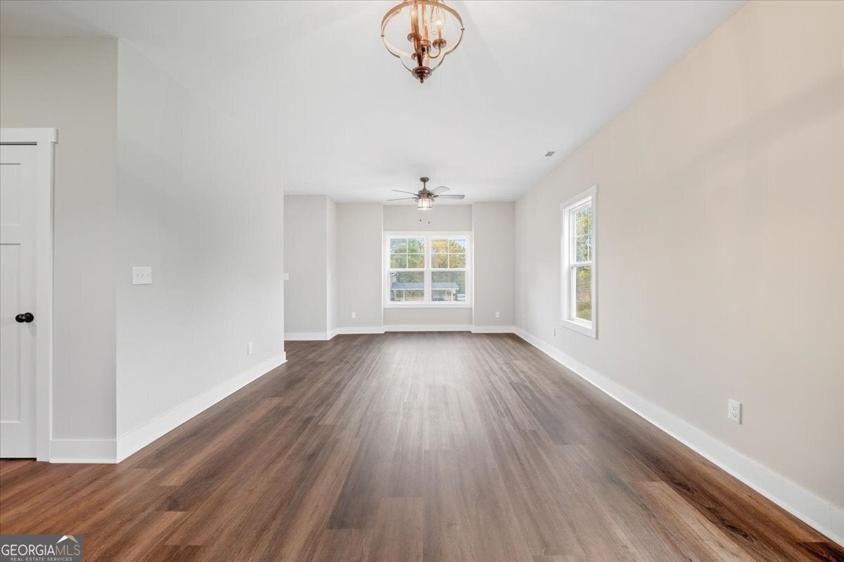 108 Hicksville RD