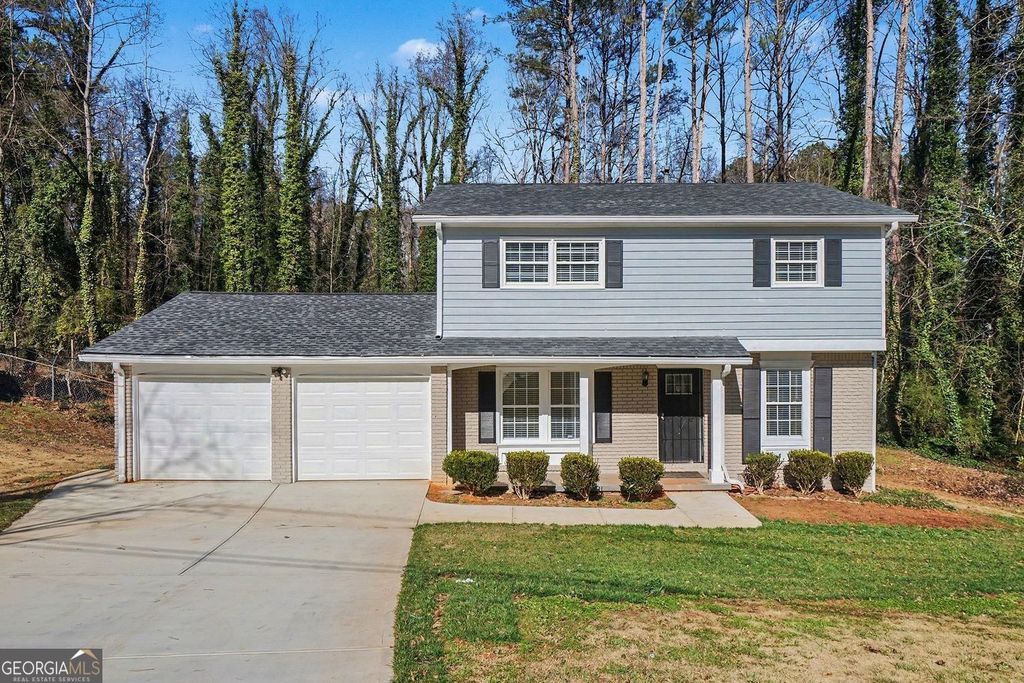 Photo of 4220 Colony East Drive, Stone Mountain, GA 30083 (MLS # 10684145)