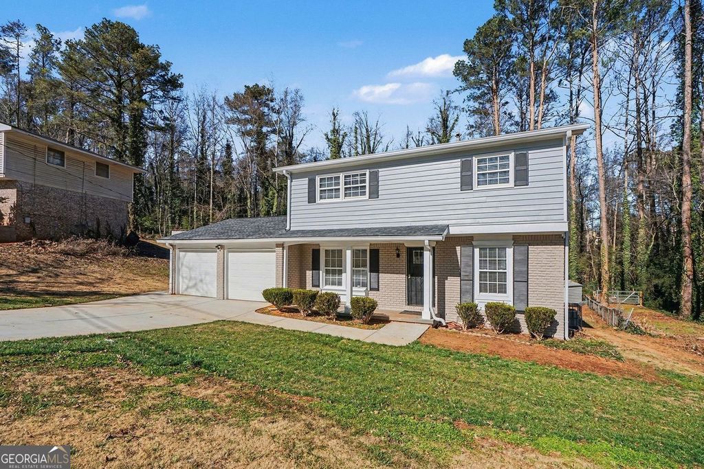 Photo of 4220 Colony East Drive, Stone Mountain, GA 30083 (MLS # 10684145)