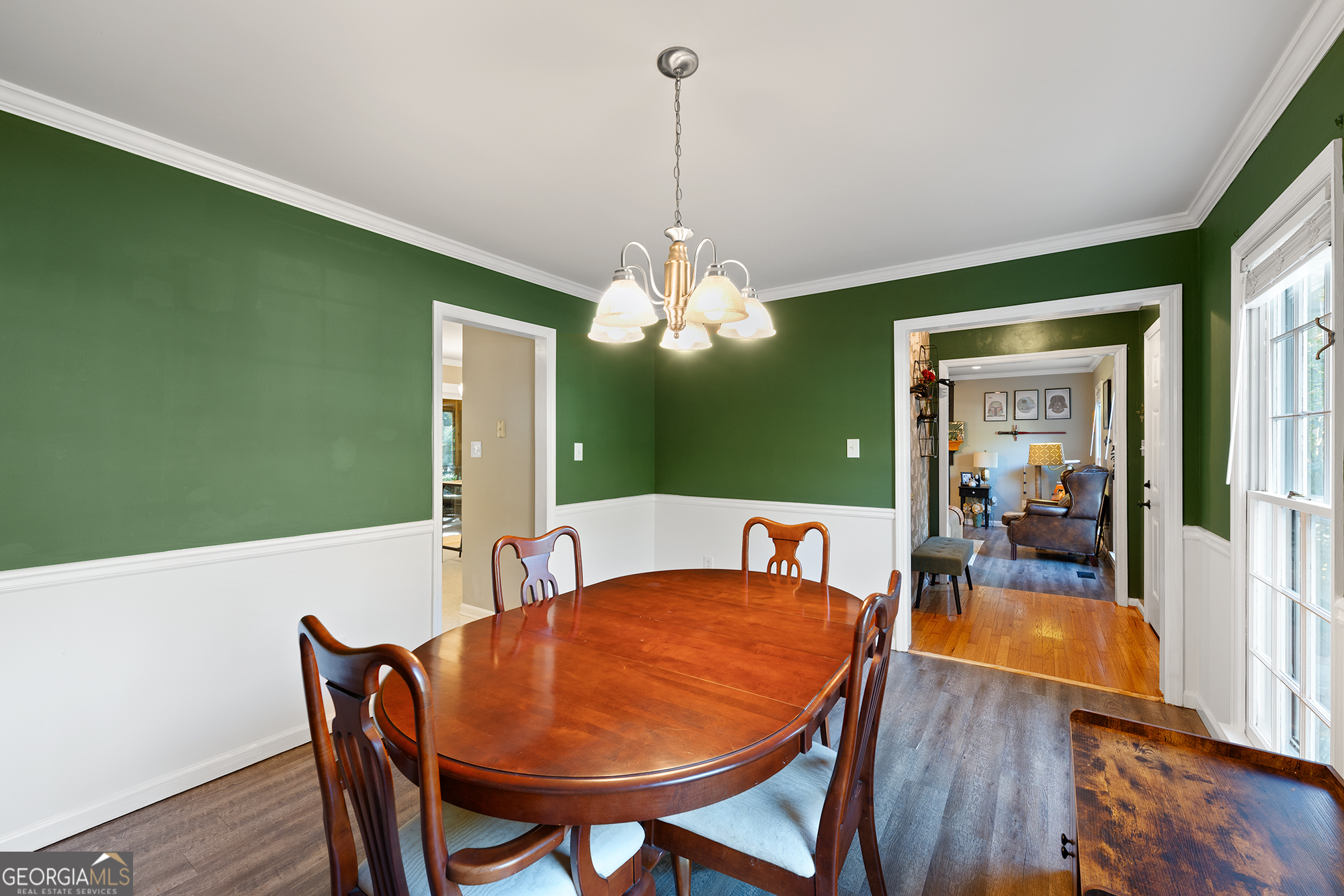 121 Chadds CT