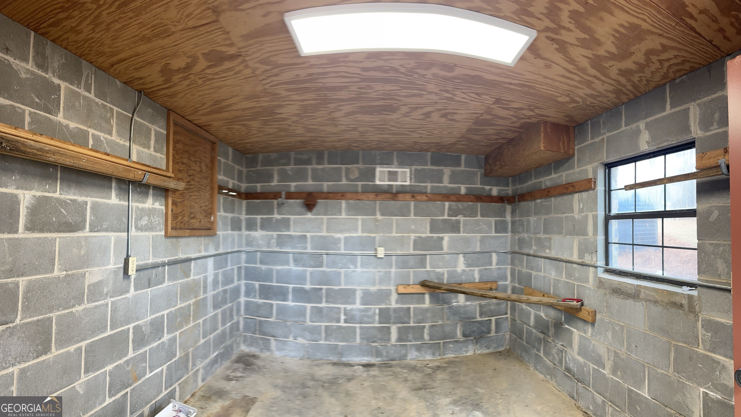 WHATLEY VINEYARDS - Residential