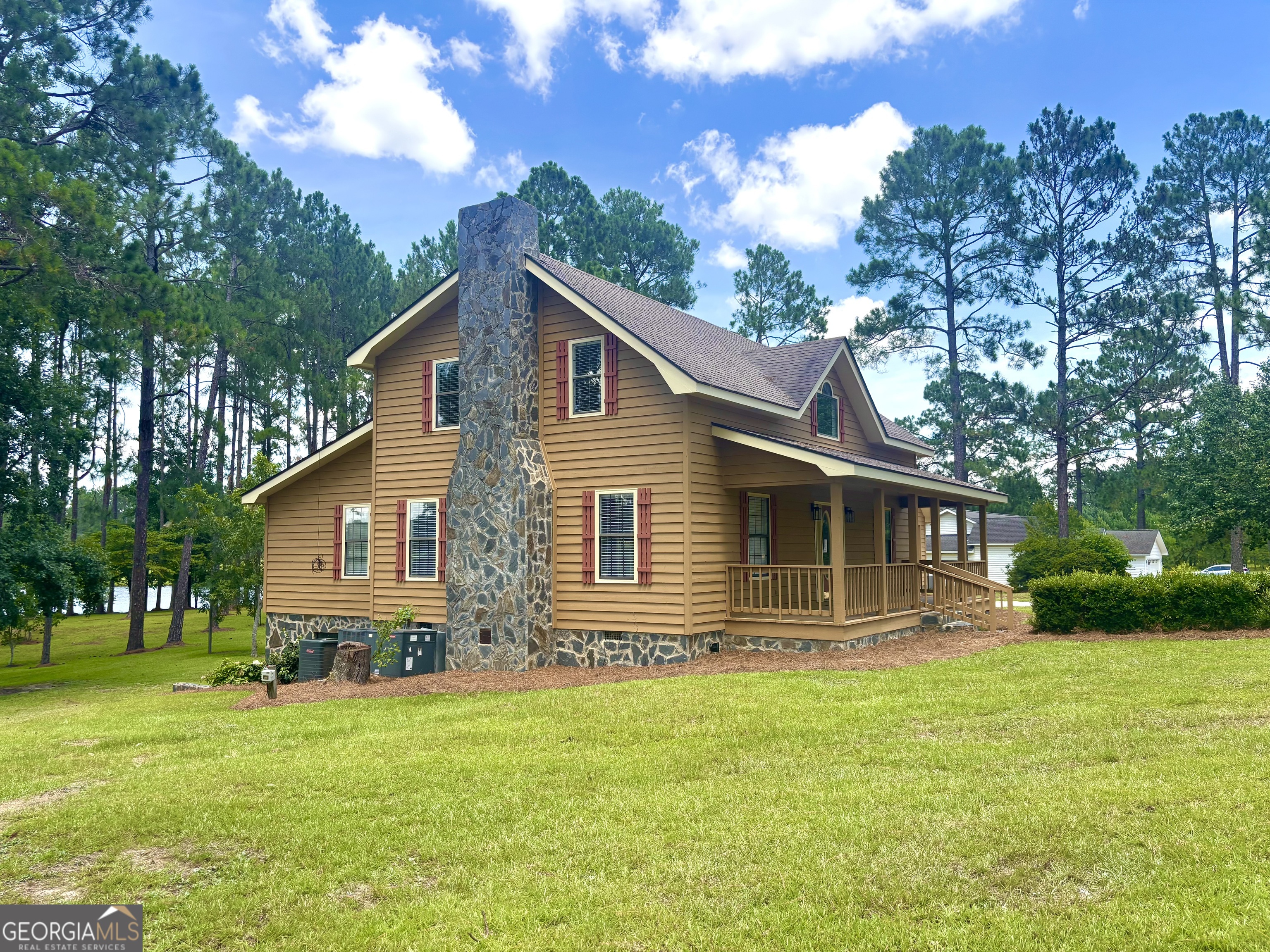11 Stover White DR