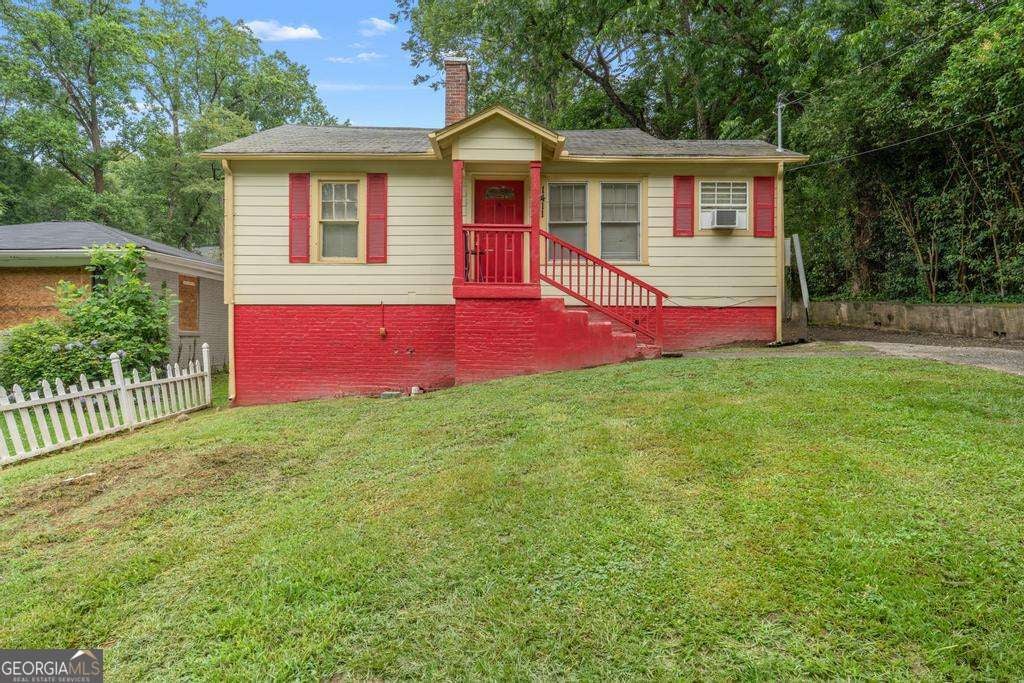 Photo of 1411 Lavender Drive NW, Atlanta, GA 30314 (MLS # 10784876)