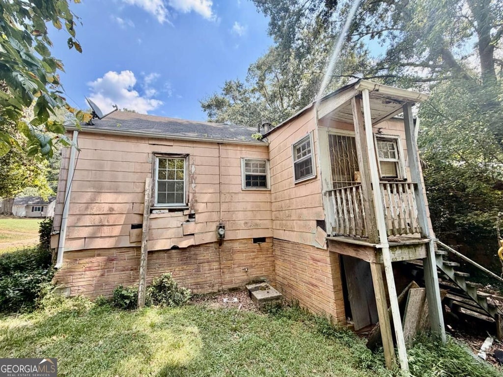 Photo of 2661 Baker Ridge Drive NW, Atlanta, GA 30318 (MLS # 10845888)