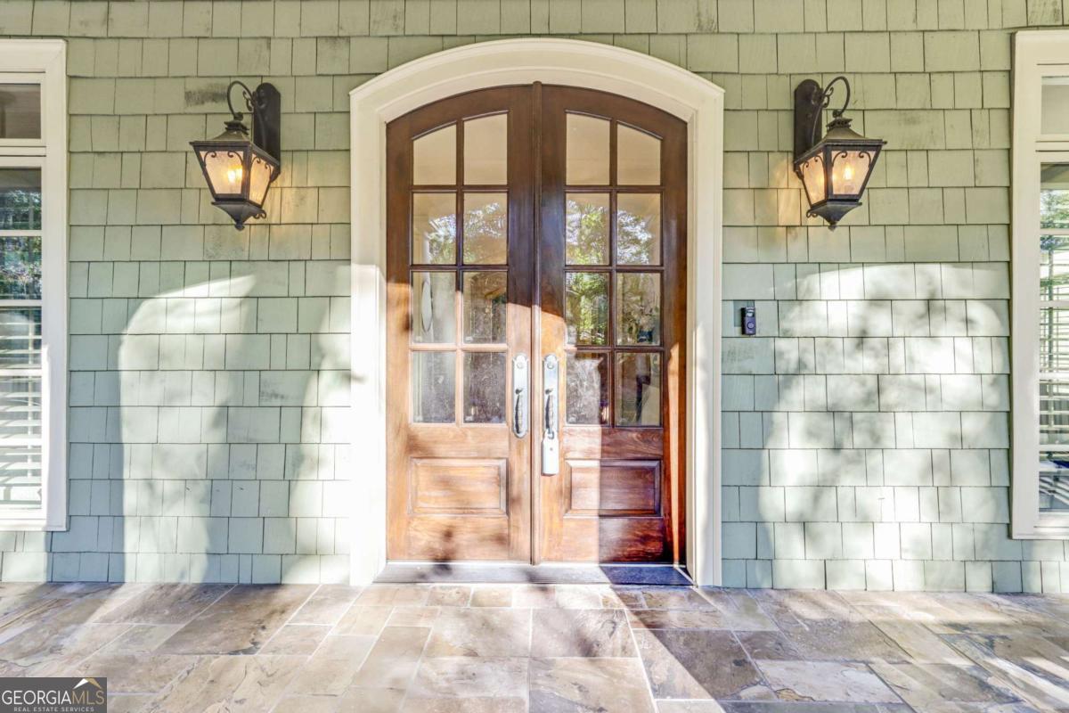 4227 Peachtree Dunwoody RD NE