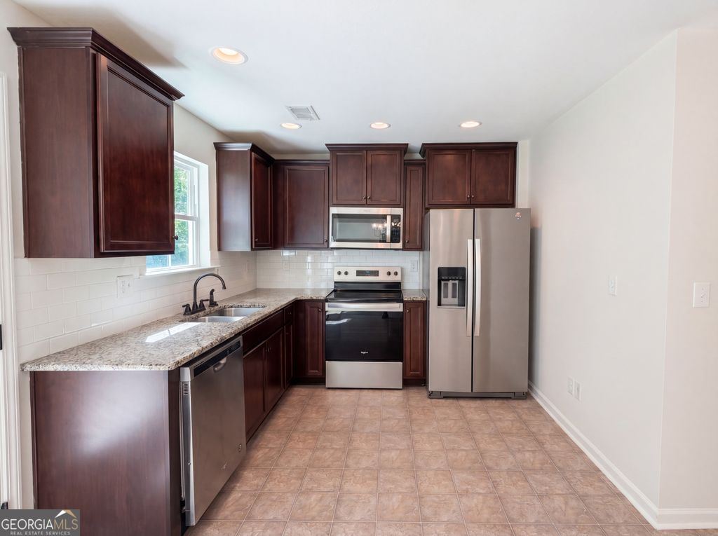 Photo of 271 Stane Brook Court, Jackson, GA 30233 (MLS # 10733665)