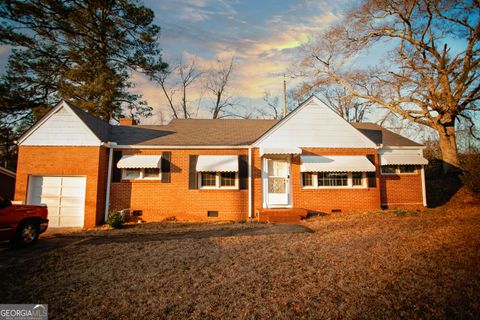 A home in Thomaston