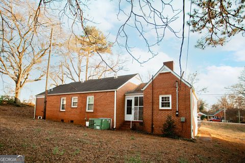 A home in Thomaston