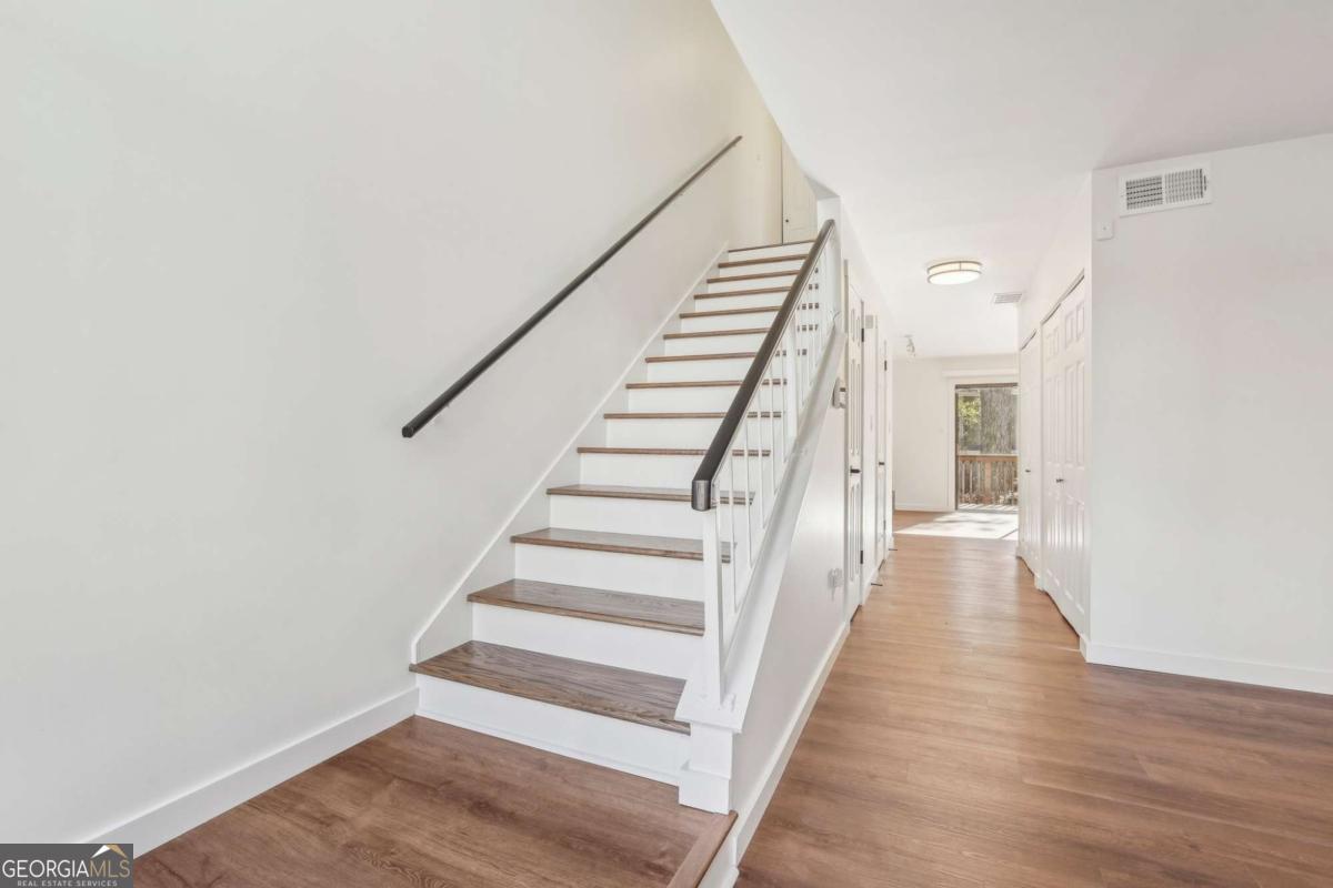 Powers Ferry North - Residential