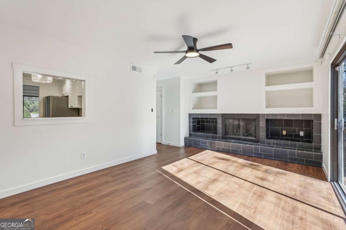 Powers Ferry North - Residential