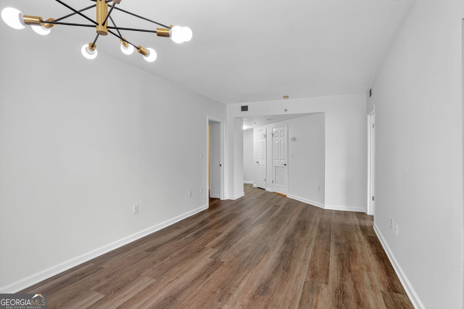 Atlanta, Georgia 30309, United States, 2 Bedrooms Bedrooms, ,2 BathroomsBathrooms,Residential,Active,224855