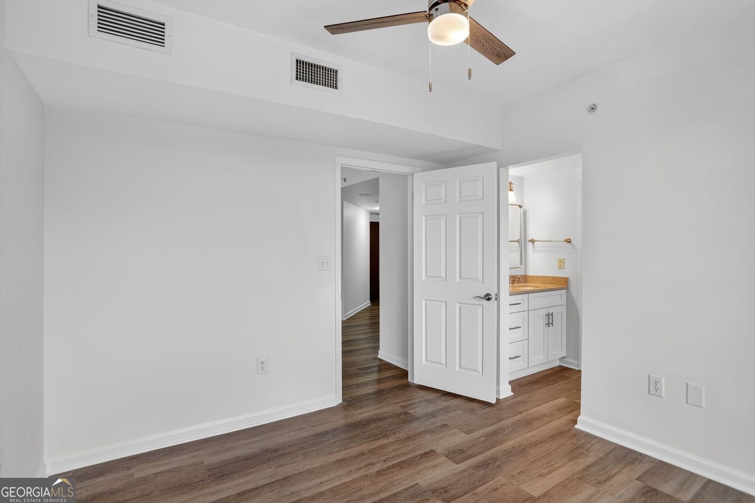 Atlanta, Georgia 30309, United States, 2 Bedrooms Bedrooms, ,2 BathroomsBathrooms,Residential,Active,224855