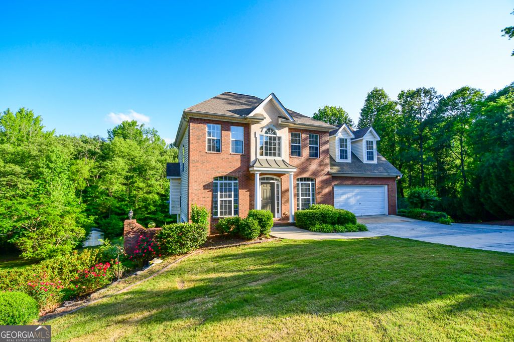 Photo of 155 Cottage Circle, Fayetteville, GA 30215 (MLS # 10687327)