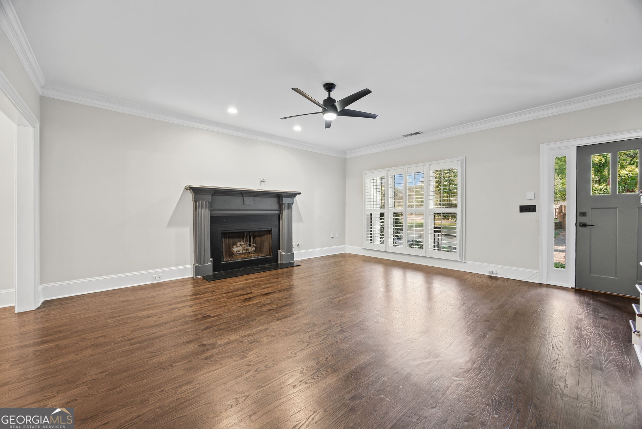 1430 Lakeview East DR SE