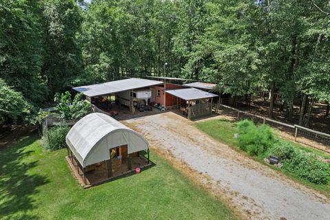 A home in Newnan