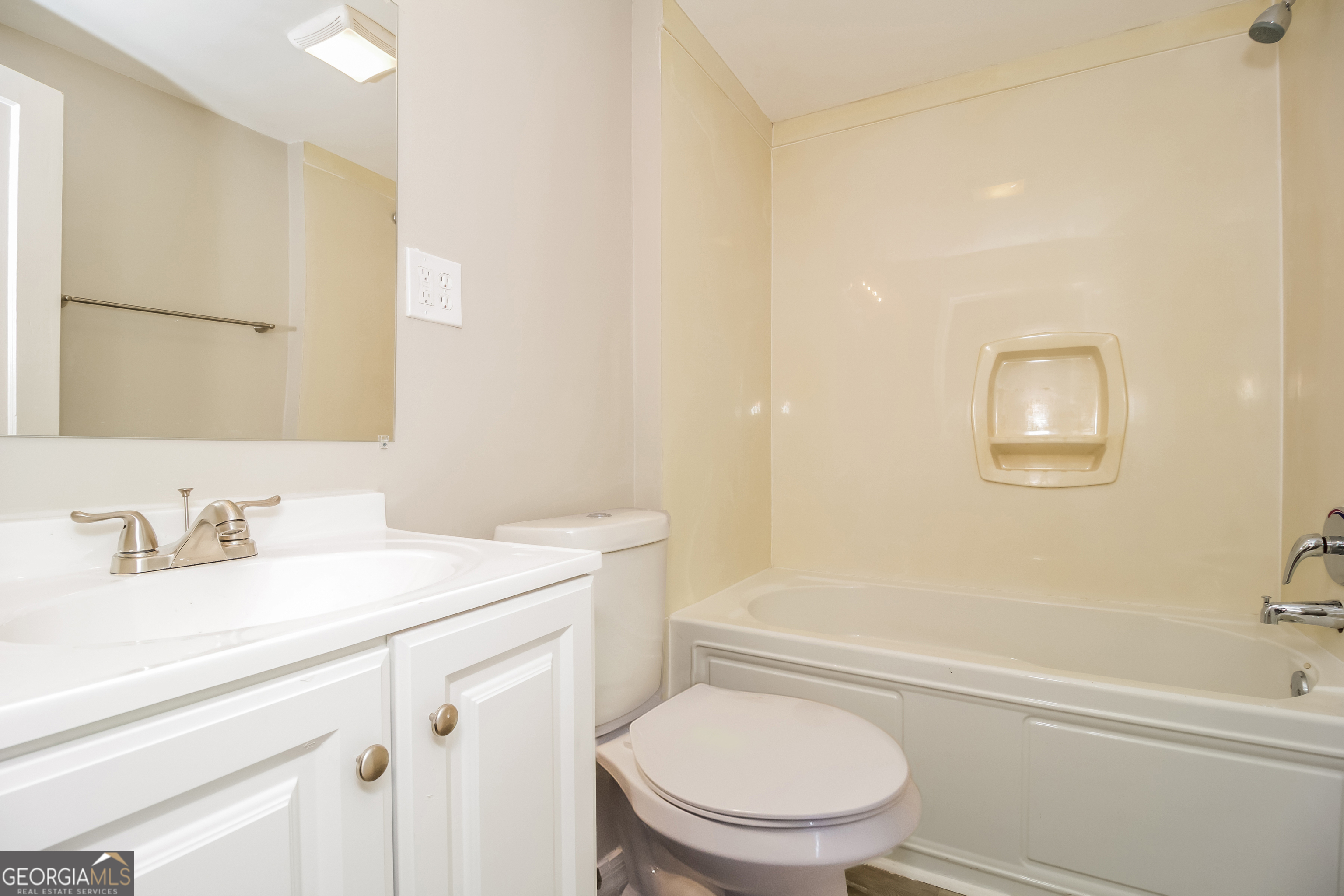 WEST OAK - Residential Lease