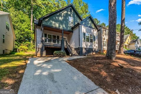 Photo of 1060 Gun Club Road NW, Atlanta, GA 30318 (MLS # 10654713)