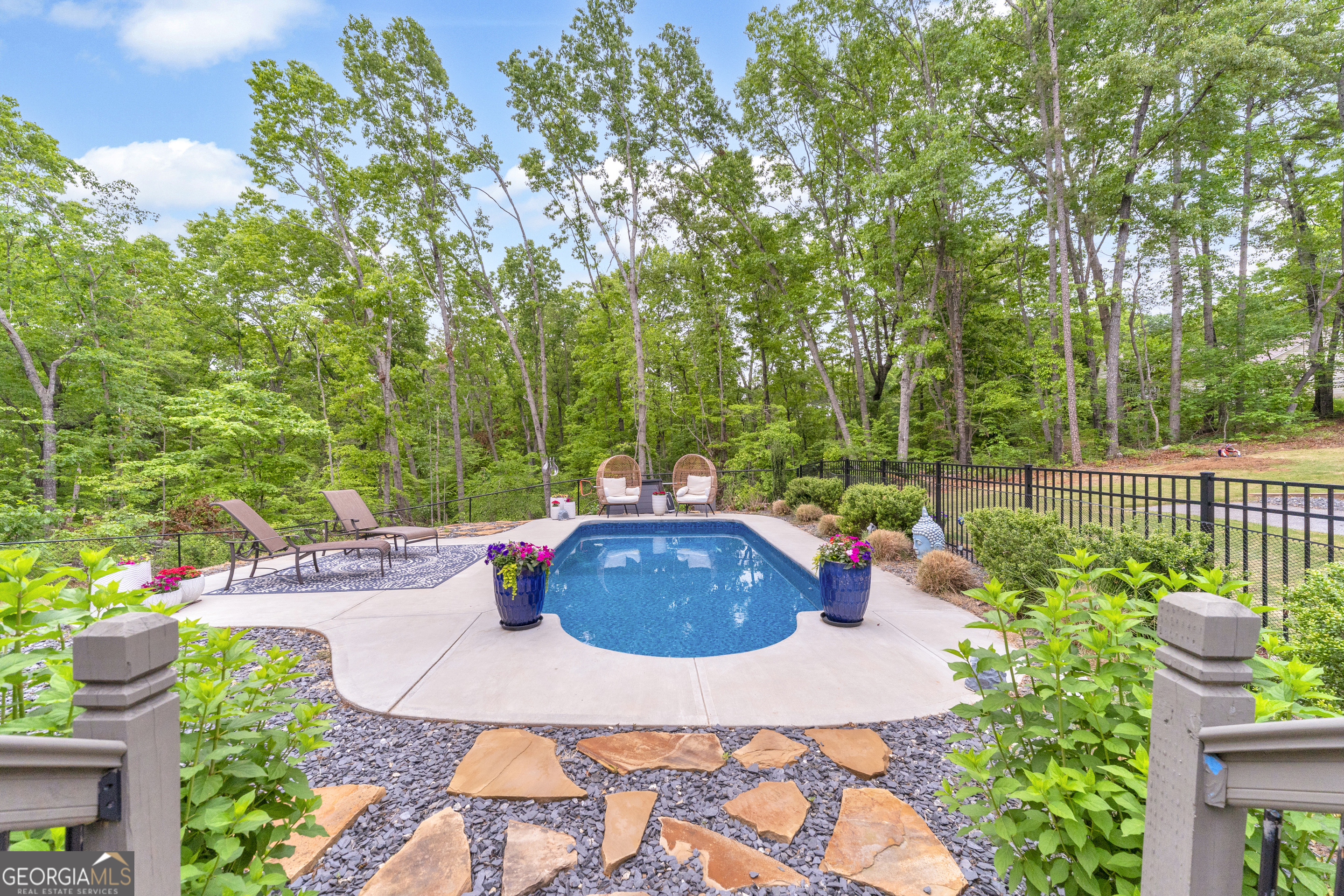 430 Valley RD