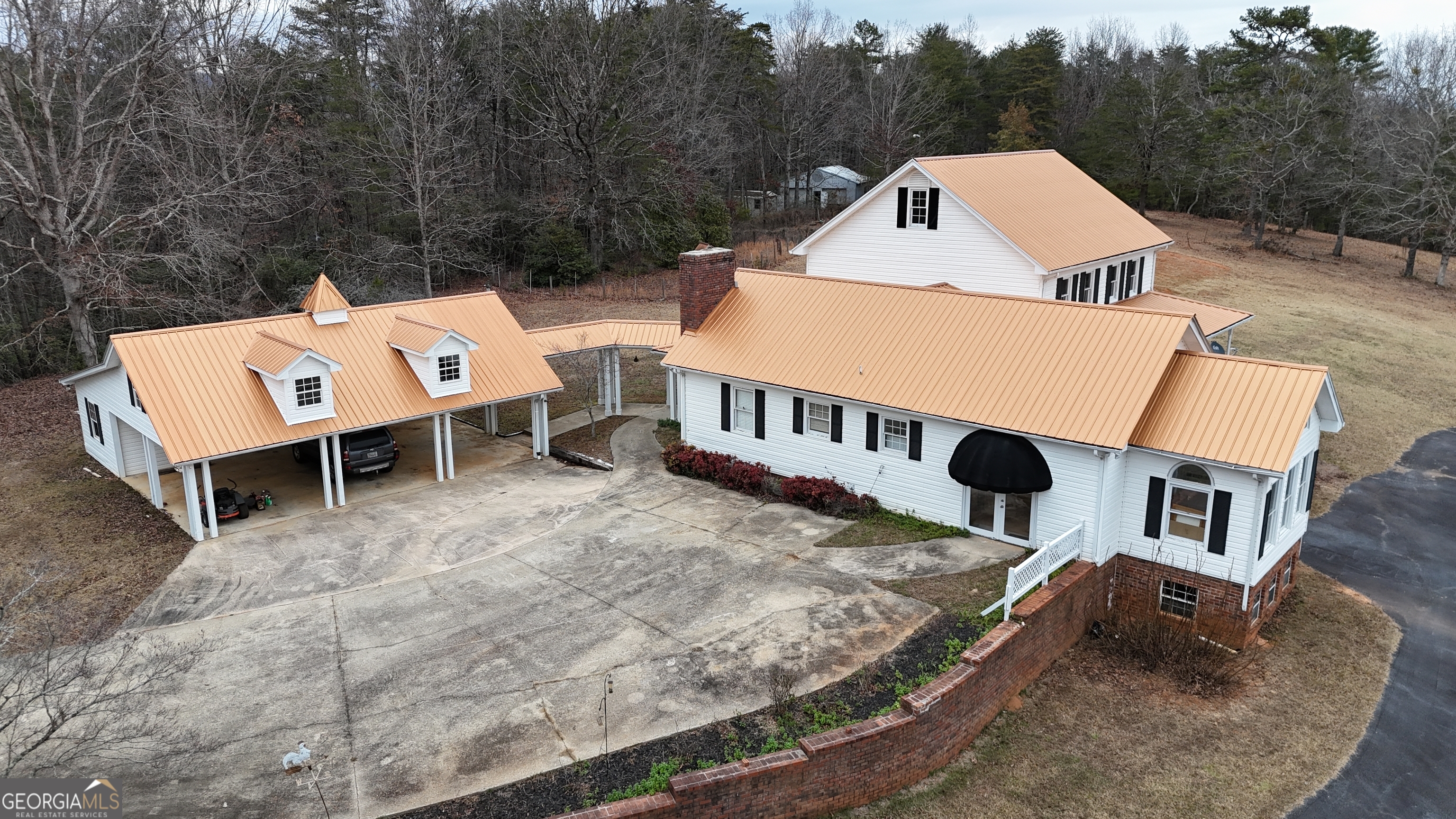 1456 Albert Reid RD