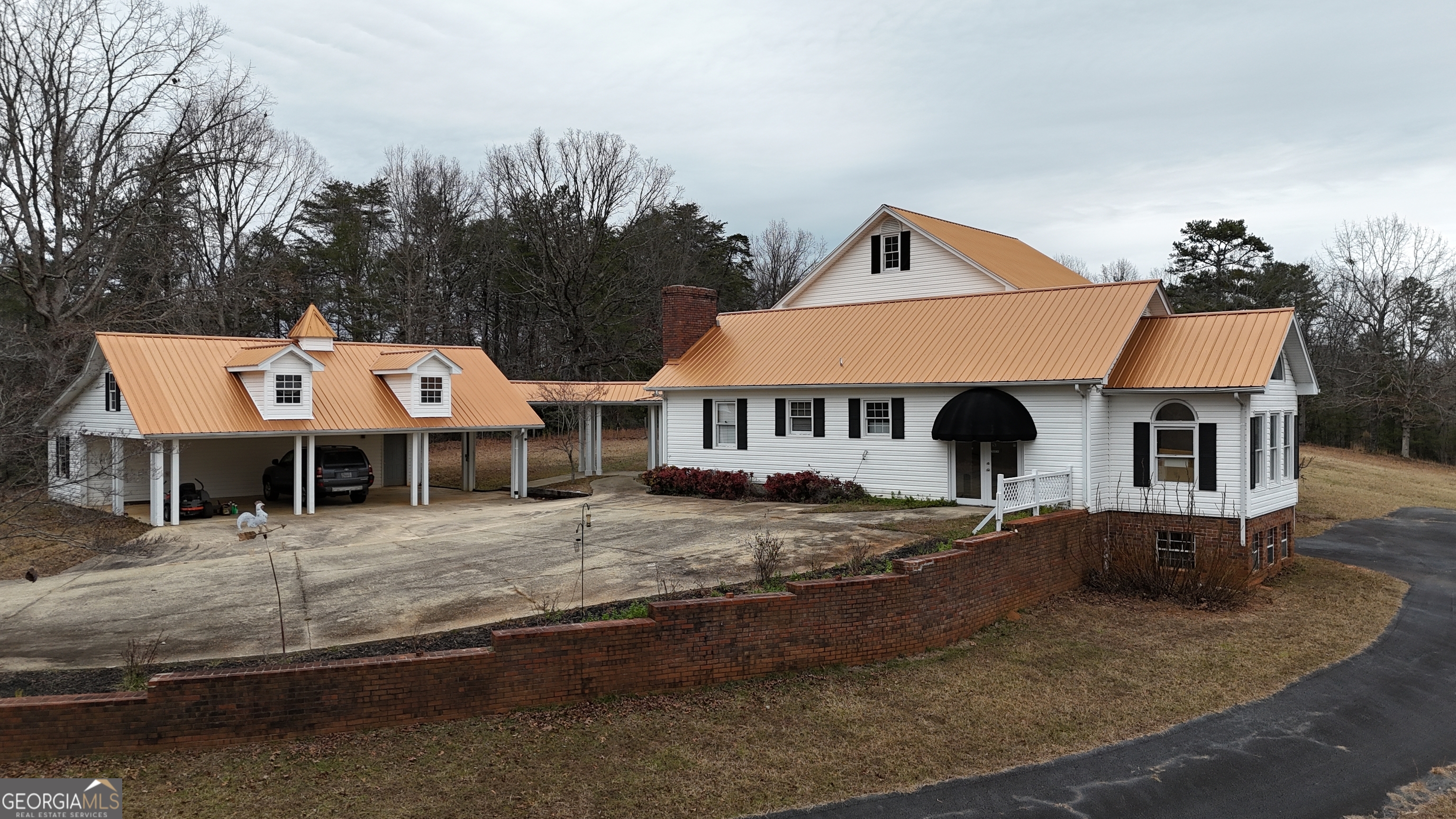 1456 Albert Reid RD