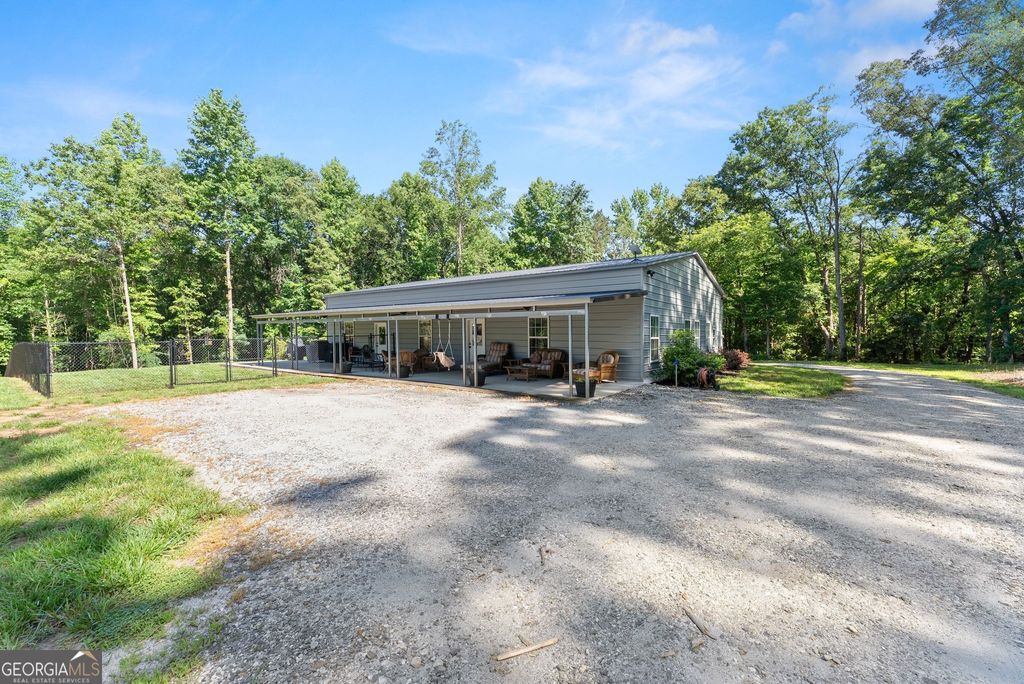 Photo of 1366 Wheeler Cemetery Road, Maysville, GA 30558 (MLS # 10781514)
