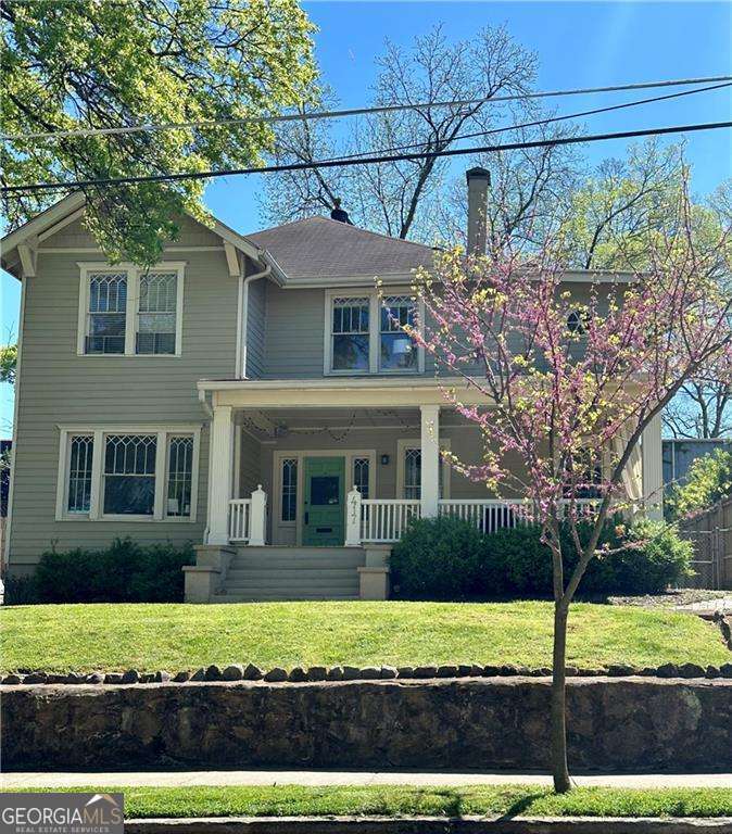 A historic craftsman style Midtown home divided years ago into a duplex. This second floor unit has 2 extra large bedrooms and 2 full baths and its own private deck overlooking a fenced backyard. The space has been completely remodeled recently, new bathrooms, new kitchen with stainless appliances, refinished antique heart of pine floors. and a complete painting of the inside and outside of the home. There is a large living room and dining room that are 1 huge open space. Laundry area with washer dryer in the walk in pantry. The whole space is bright and sunny. Pull down stairs to attic for additional storage if required. Parking on the property in the fenced yard or on the street. Enjoy the most sought after area in Midtown: walking distance to Piedmont Park, the Belt Line, Trader Joe's and the Ponce city Market.