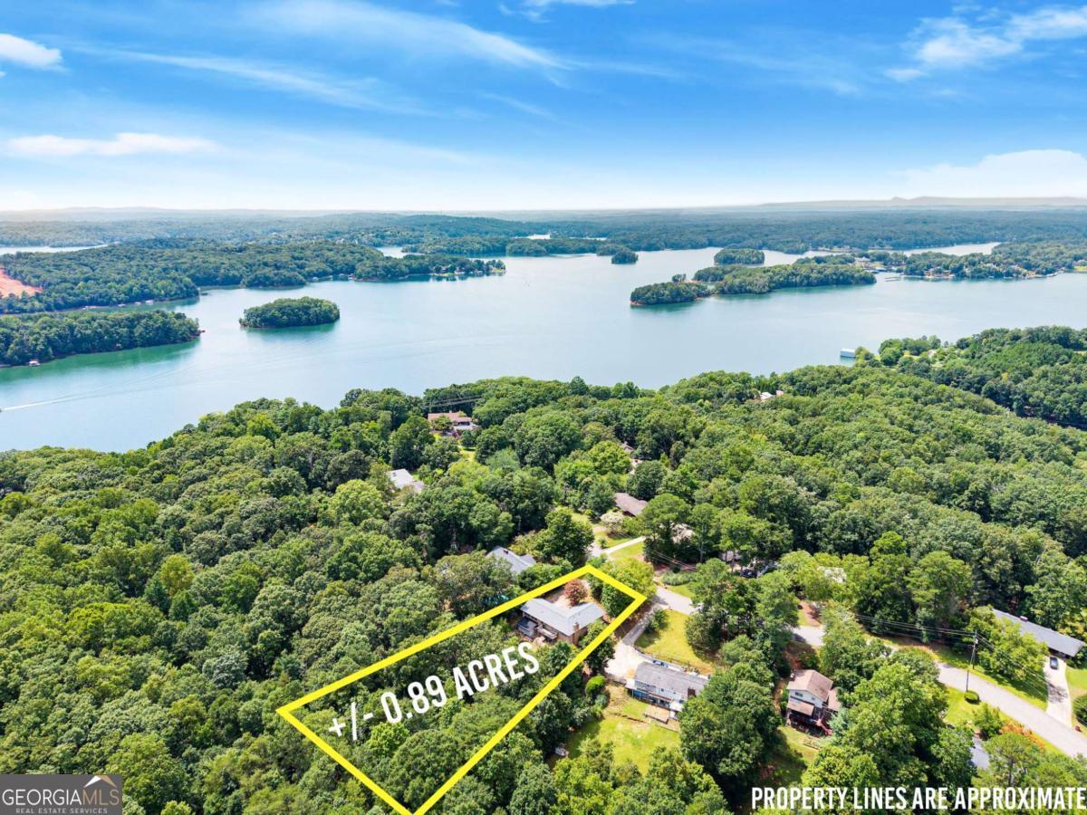 617 Mountain View CIR