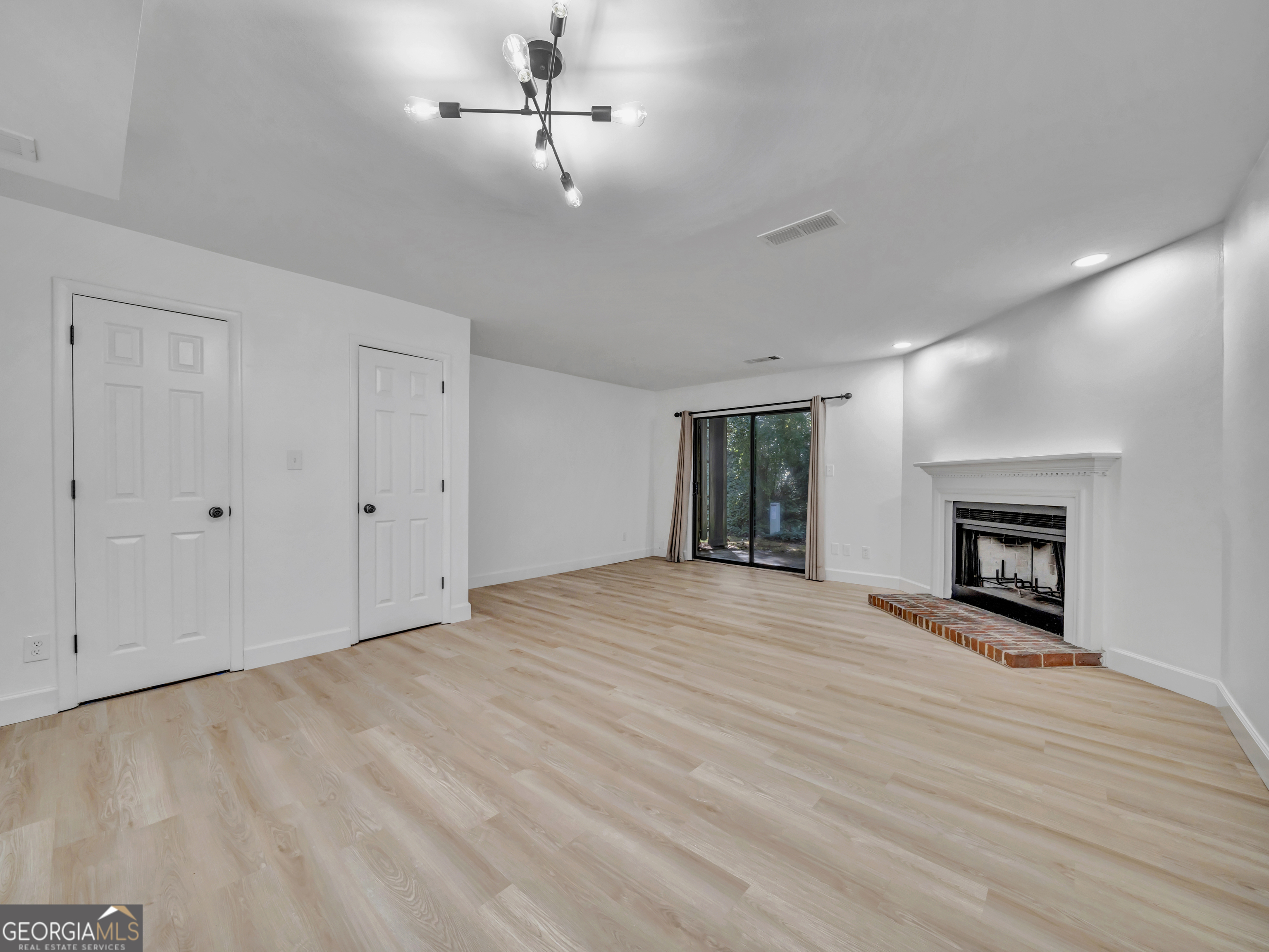 Steeplechase - Residential