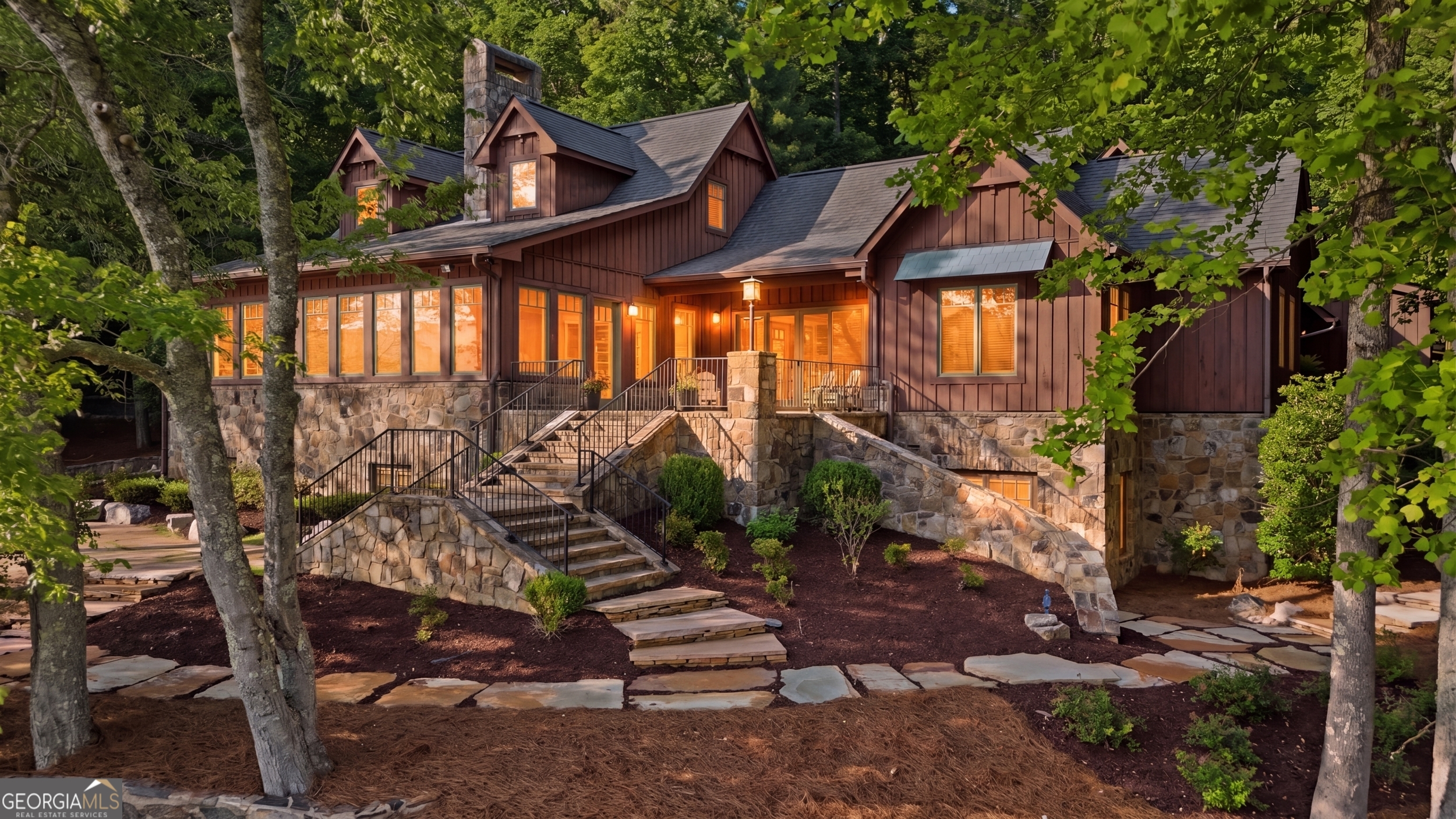 75 Marshall Ln