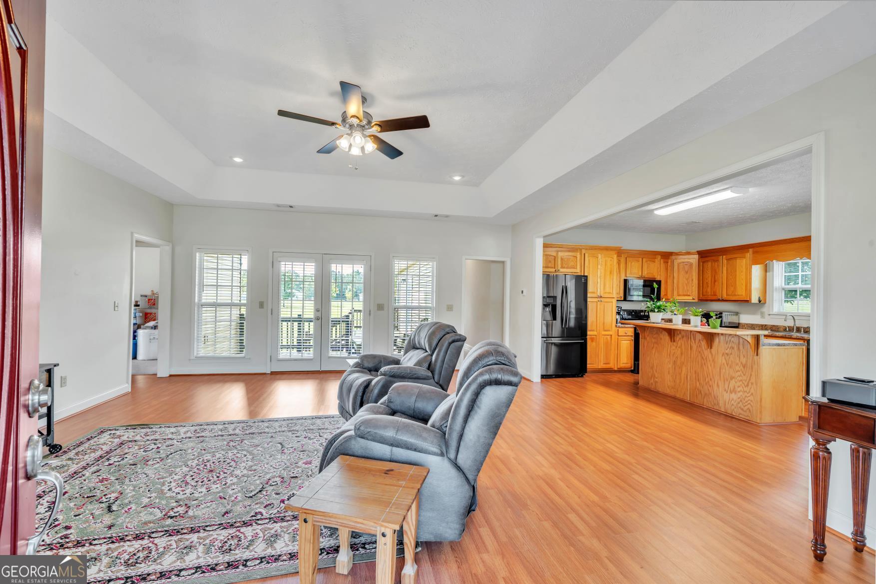 1017 Daniel Estates LN