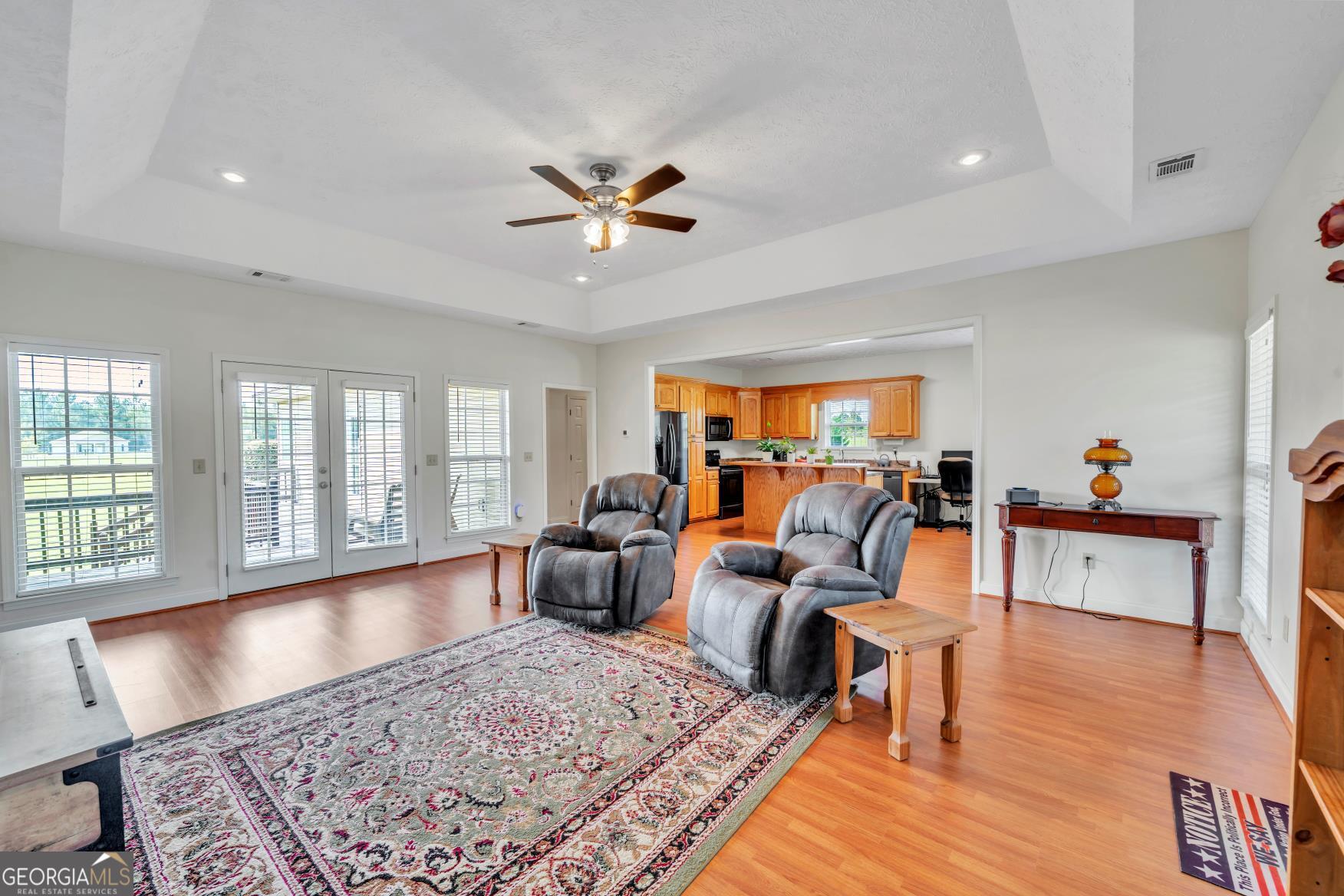 1017 Daniel Estates LN