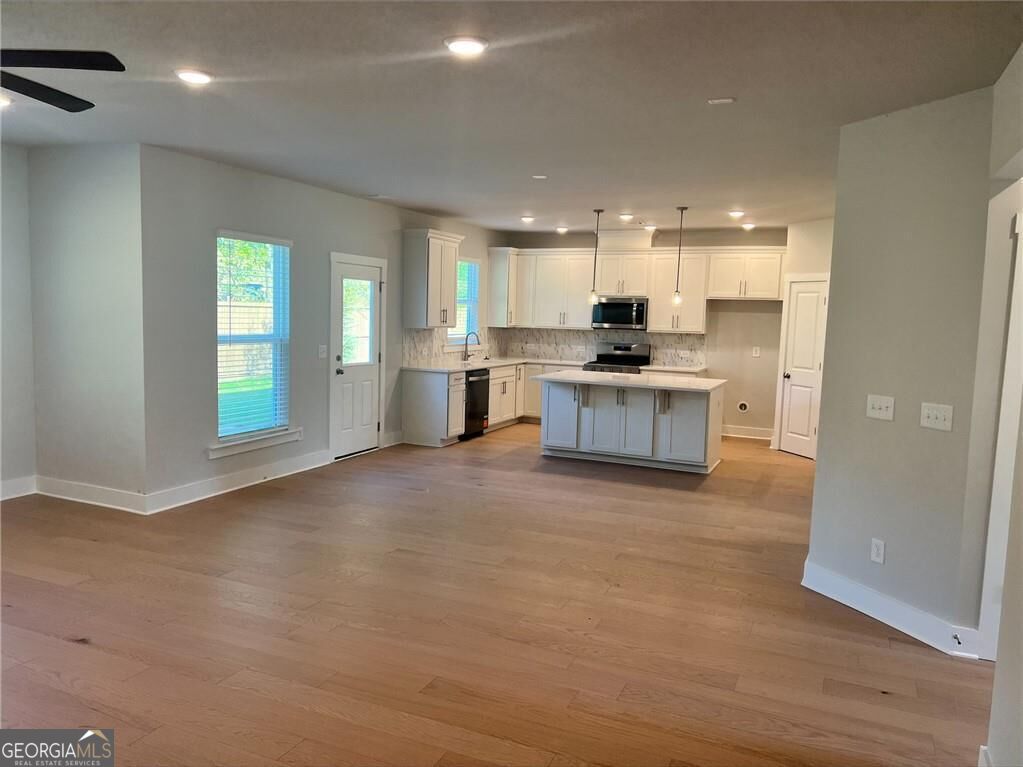 4845 Rosarian DR
