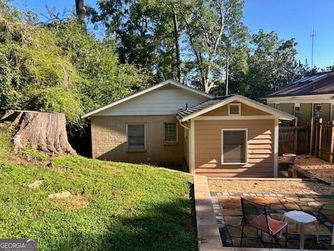 Photo of 695 United Ave SE, Atlanta, GA 30312 (MLS # 10658898)