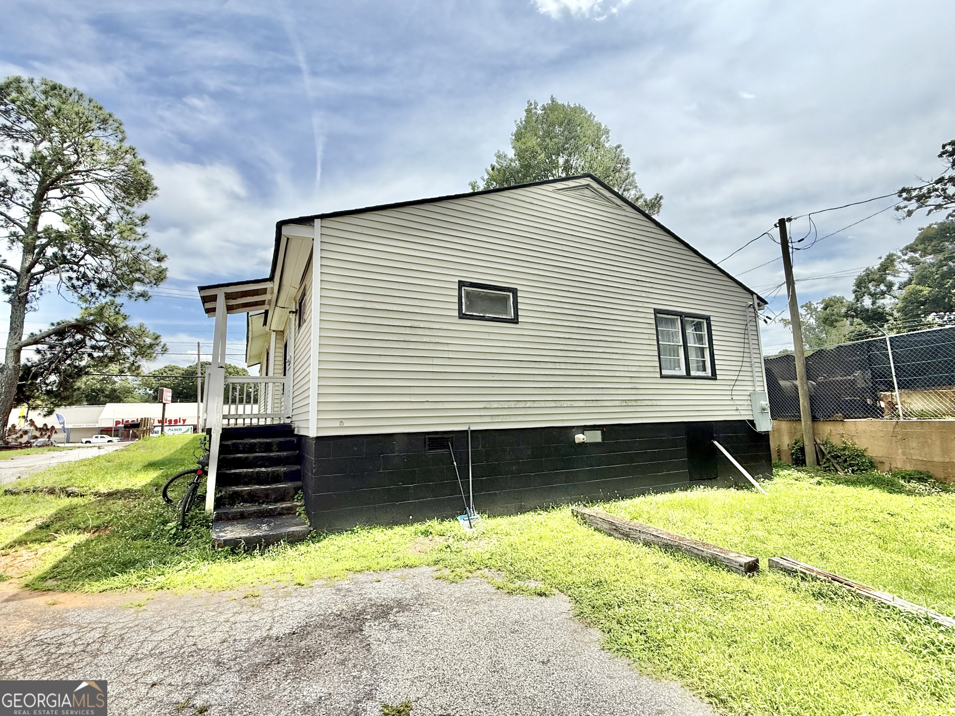 3095 Washington RD