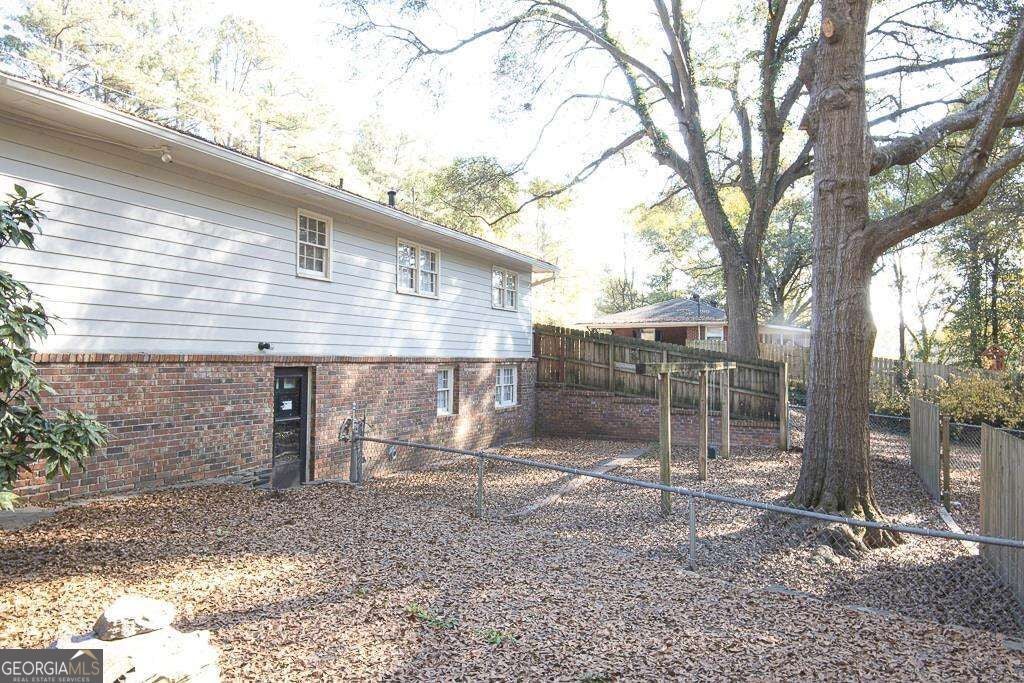 Photo of 916 Jones Mill Road, Cartersville, GA 30120 (MLS # 10830560)