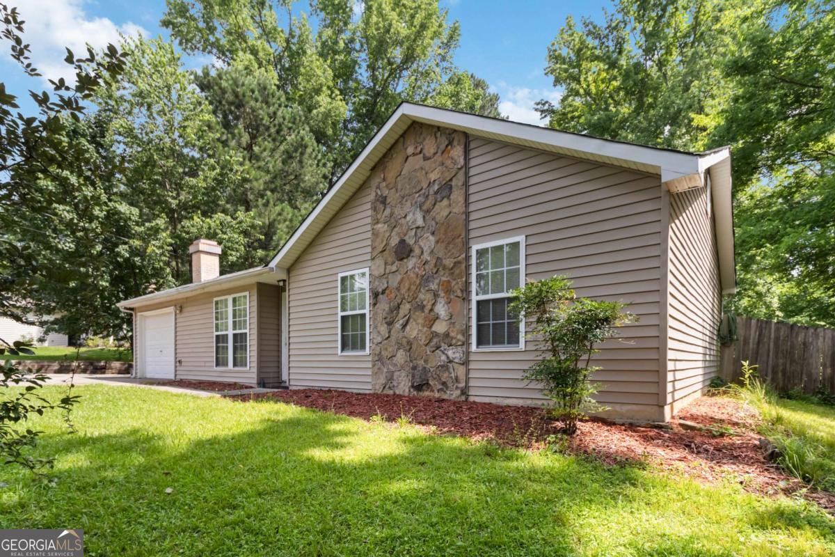 924 Sweetwater CIR