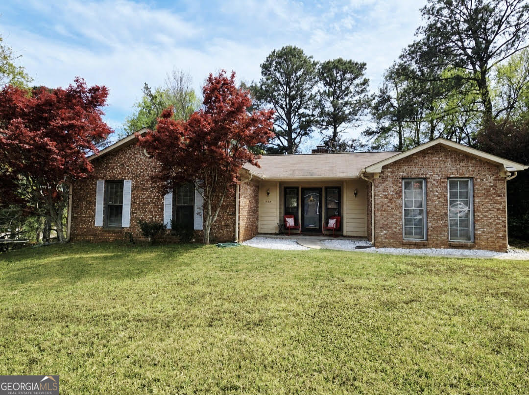 924 N Ridge DR