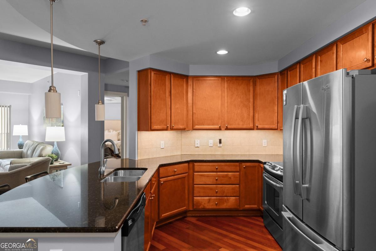 200 River Vista DR 436