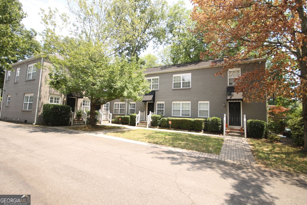 Photo of 285 Oxford Place NE #2, Atlanta, GA 30307 (MLS # 10786522)