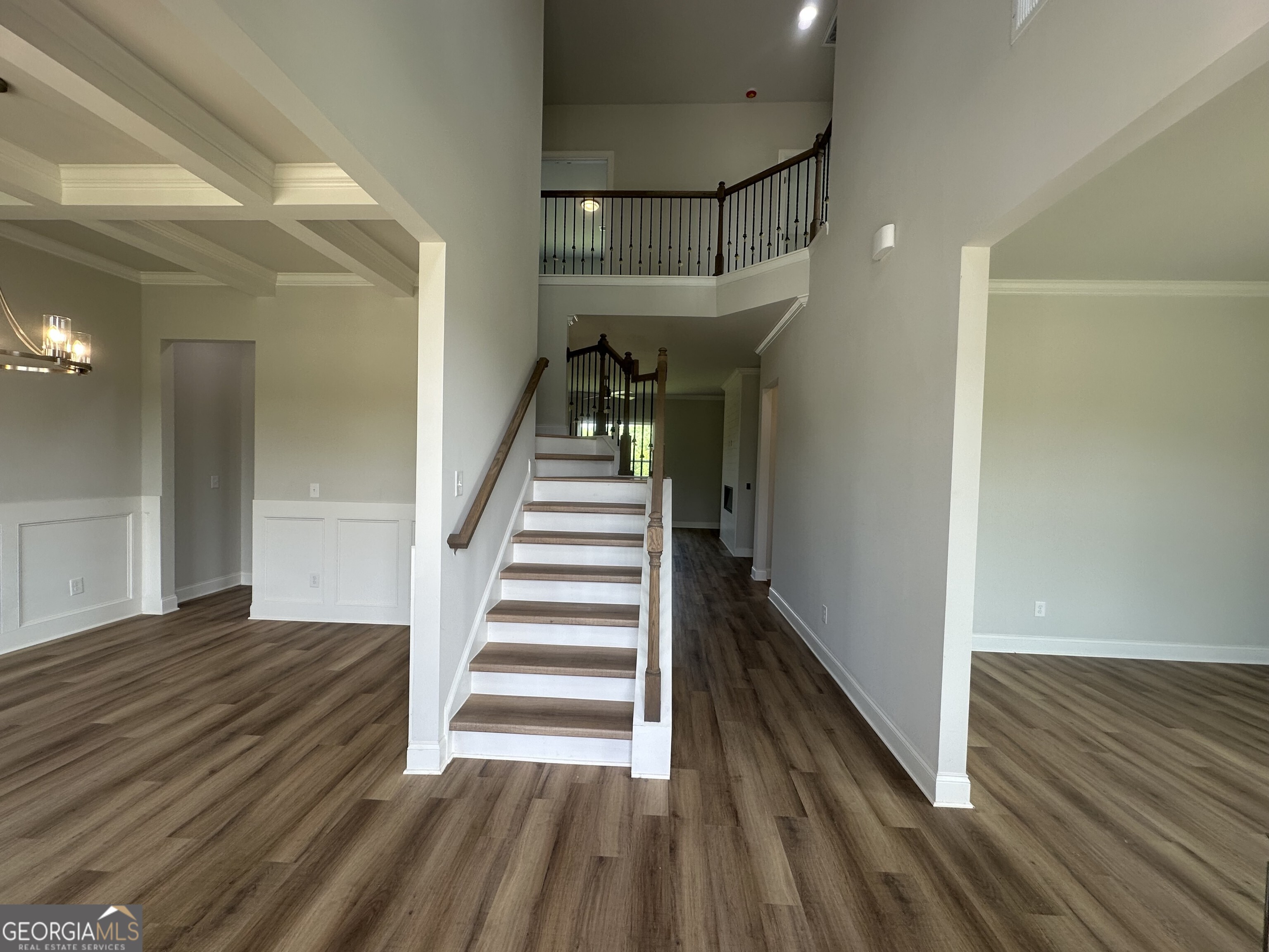3799 Cheyenne LN