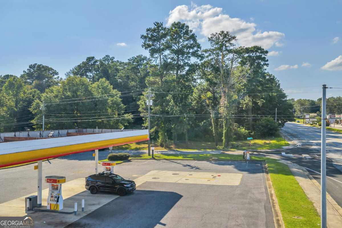 3758 Mercer University DR